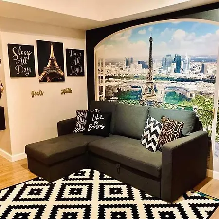 Paris Themed Condo In Bgc