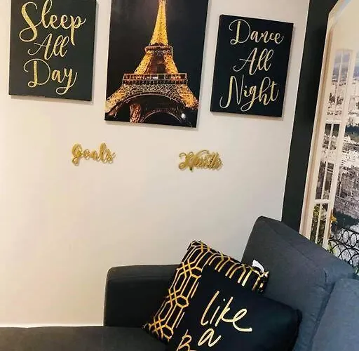 Paris Themed In Bgc Manila